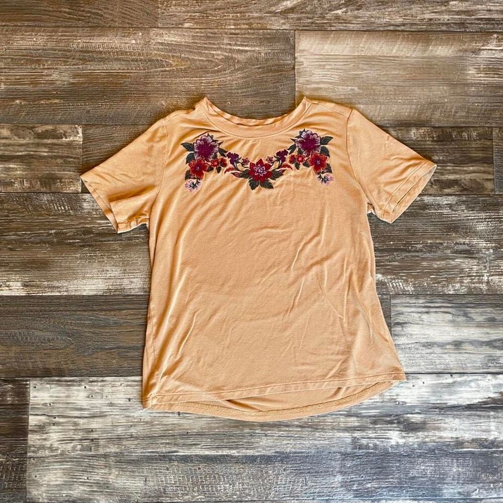 American Eagle Outfitters Golden yellow floral graphic tee with flowers
